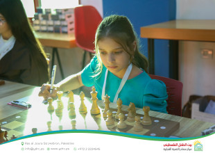 Hebron YDRC Hosts the Launch of the Palestine Women's Chess Championship as Part of the "Our Home 2026" Season
