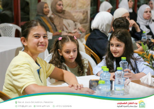 Hebron YDRC Hosts Public Screening of Egypt vs. Australia Match as Part of &ldquo;Baytna 2026&rdquo; Season Marking 30 Years Since Establishment