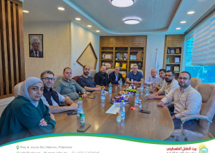 Hebron YDRC Visits Hebron Food Trade Association to Strengthen Cooperation Frameworks