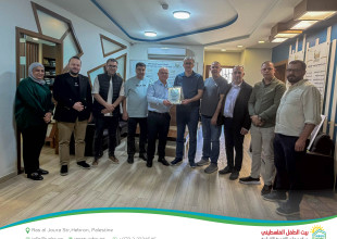 Hebron YDRC Visits Hebron Food Trade Association to Strengthen Cooperation Frameworks