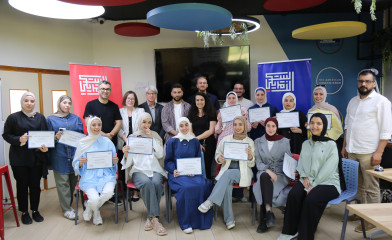Conclusion of the "English for Business" Course within the American House Activities in Hebron and Graduation of Participants